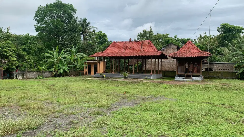 Dijual tanah SHMP di Sentolo Kulon Progo bonus joglo u/investasi dll