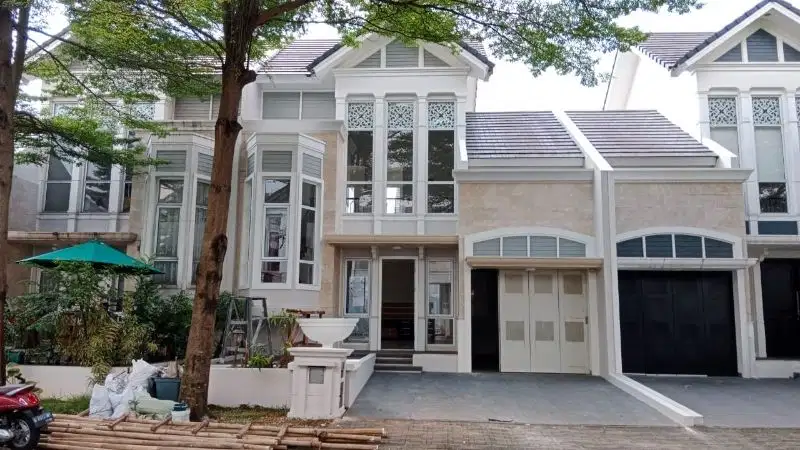 runah 2 lantai, siap huni. clstr whitsand greenwich park di bsd city