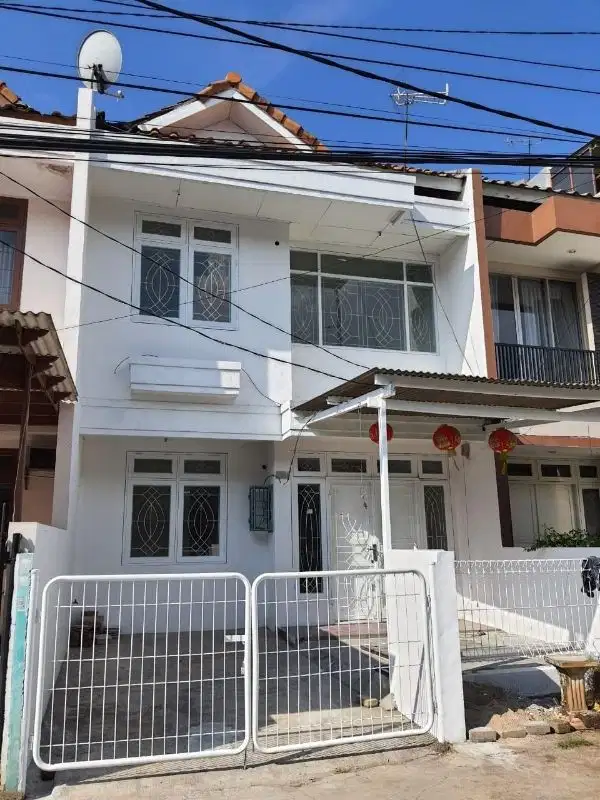 Rumah 2 lt, hdp selatan, shn Taman Palem