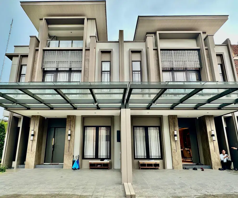 Dijual Rumah Premium 3 lantai Termurah - Pasadena Village