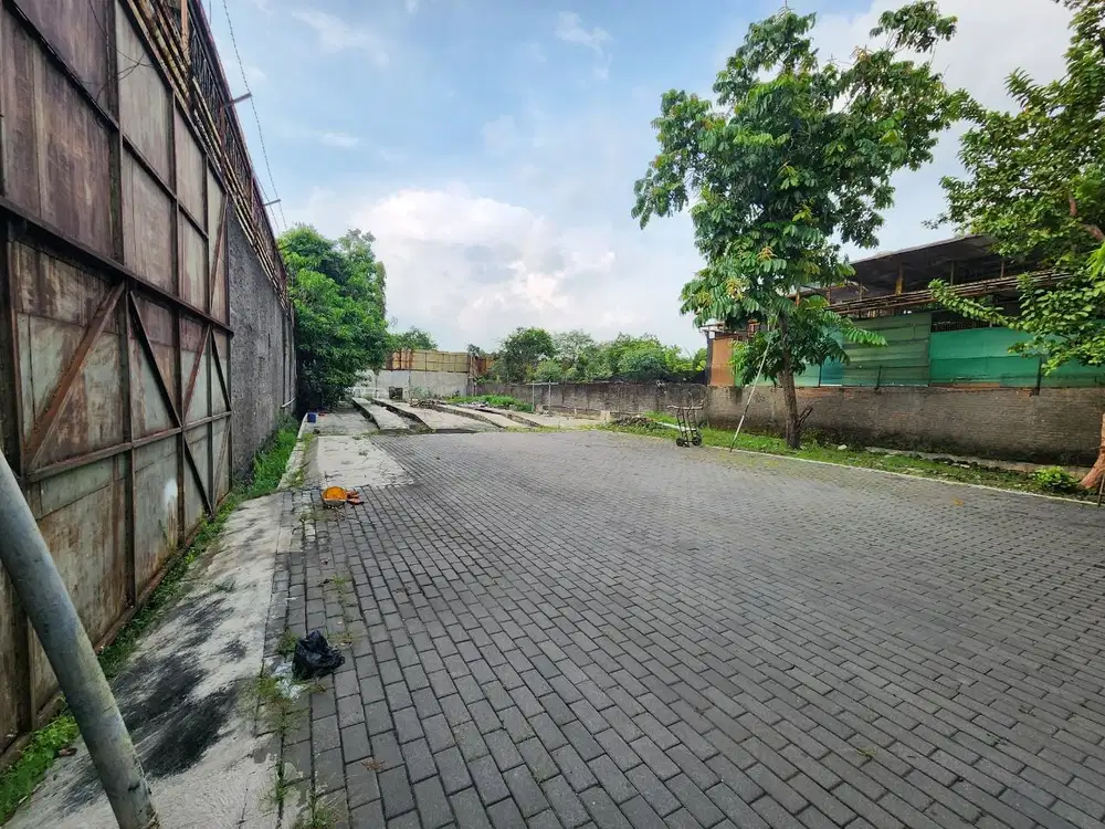 Tanah Komersil bonus Gudang Jl Raya Banyuanyar Banjarsari Solo