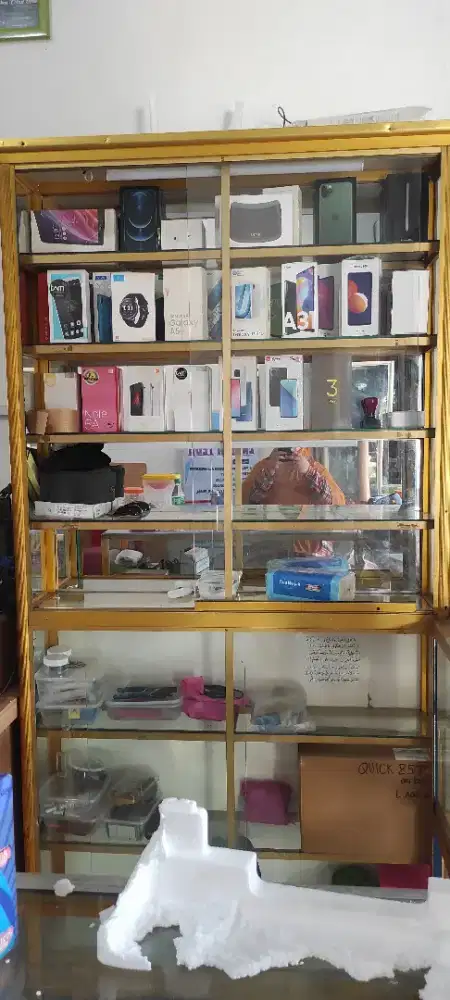 Lemari dinding stenlis gratis lemari gantung gambar ke3