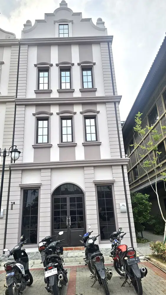 Ruko Osaka Hook Untuk Perkantoran 3 lantai