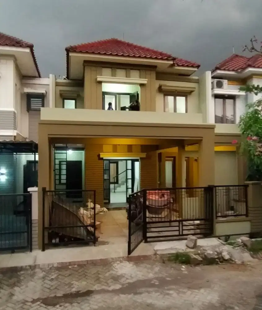 Central Park A Yani Waru