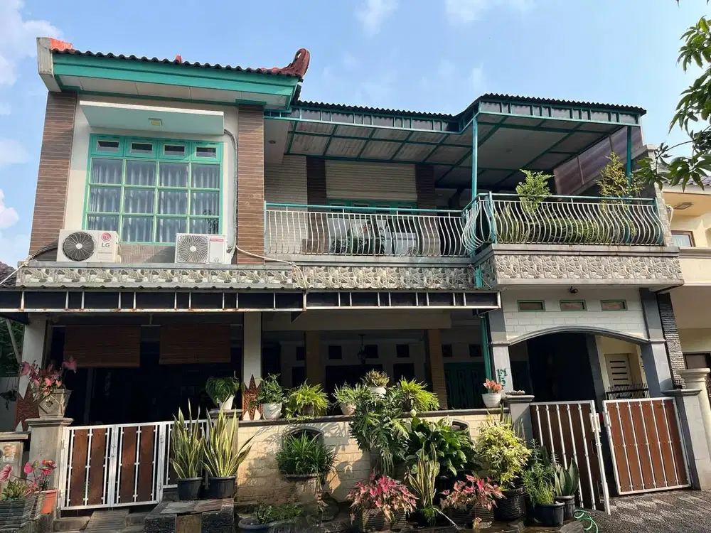 Dijual Rumah Etnik Bebas Banjir Lingkungan Nyaman di Bintara