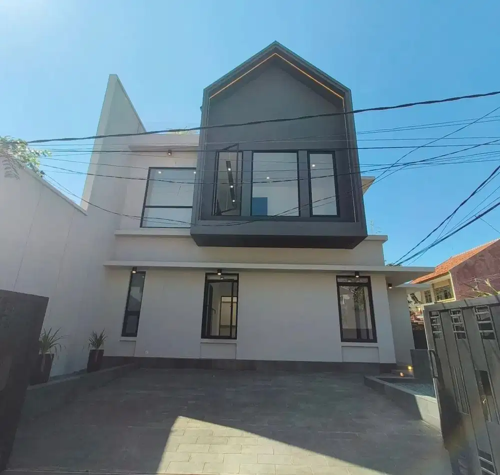 Babatan Pantai Rooftop Garden Baru Gress