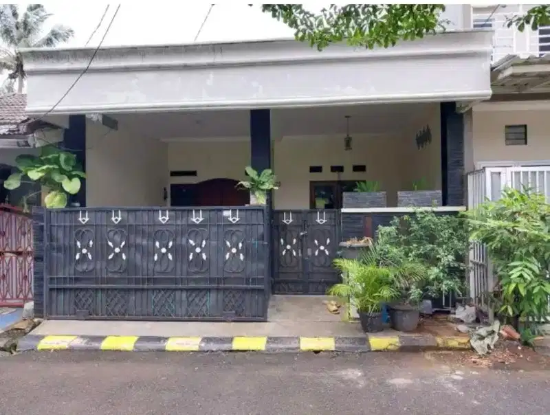 Rumah Bagus Siap Huni di Villa Dago Pamulang