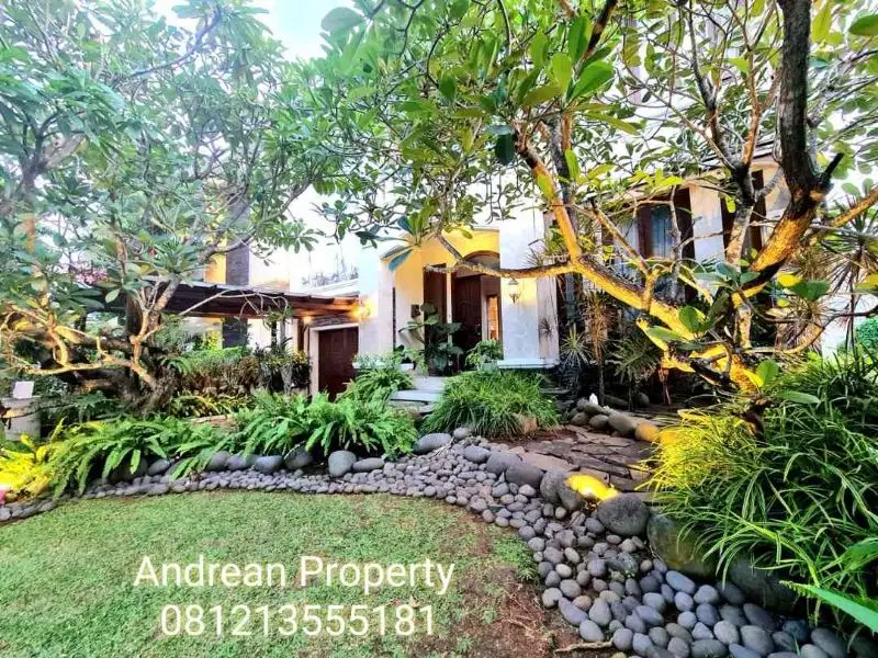 RUMAH ALAM SUTERA 300m² +pool