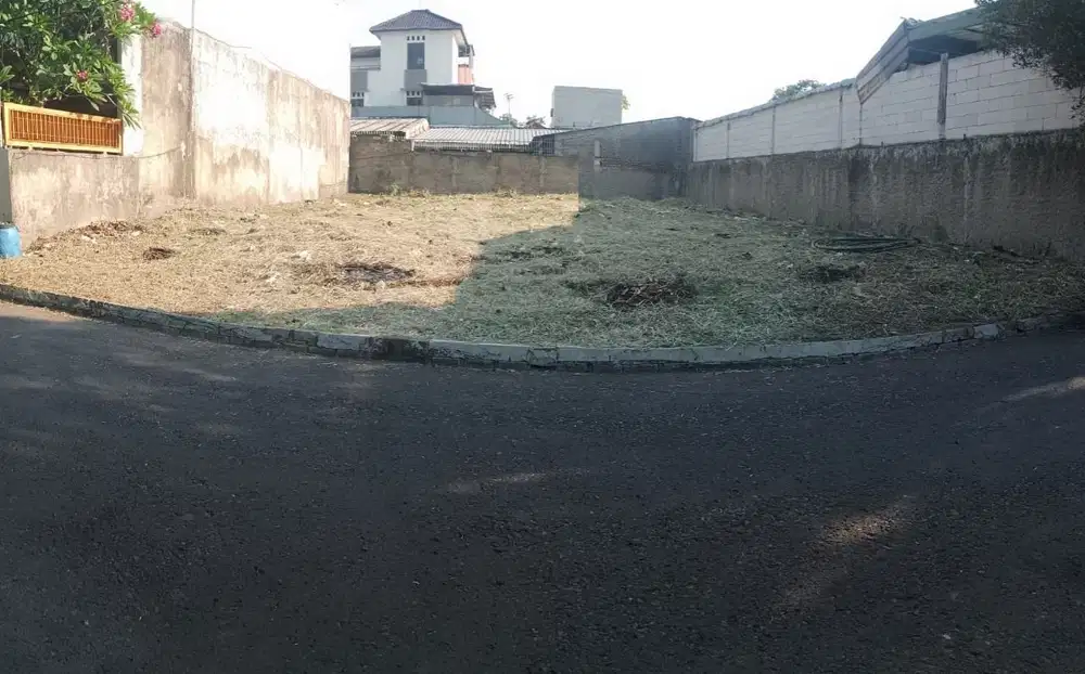 Tanah kavling siap bangun di buah batu dalam komplek