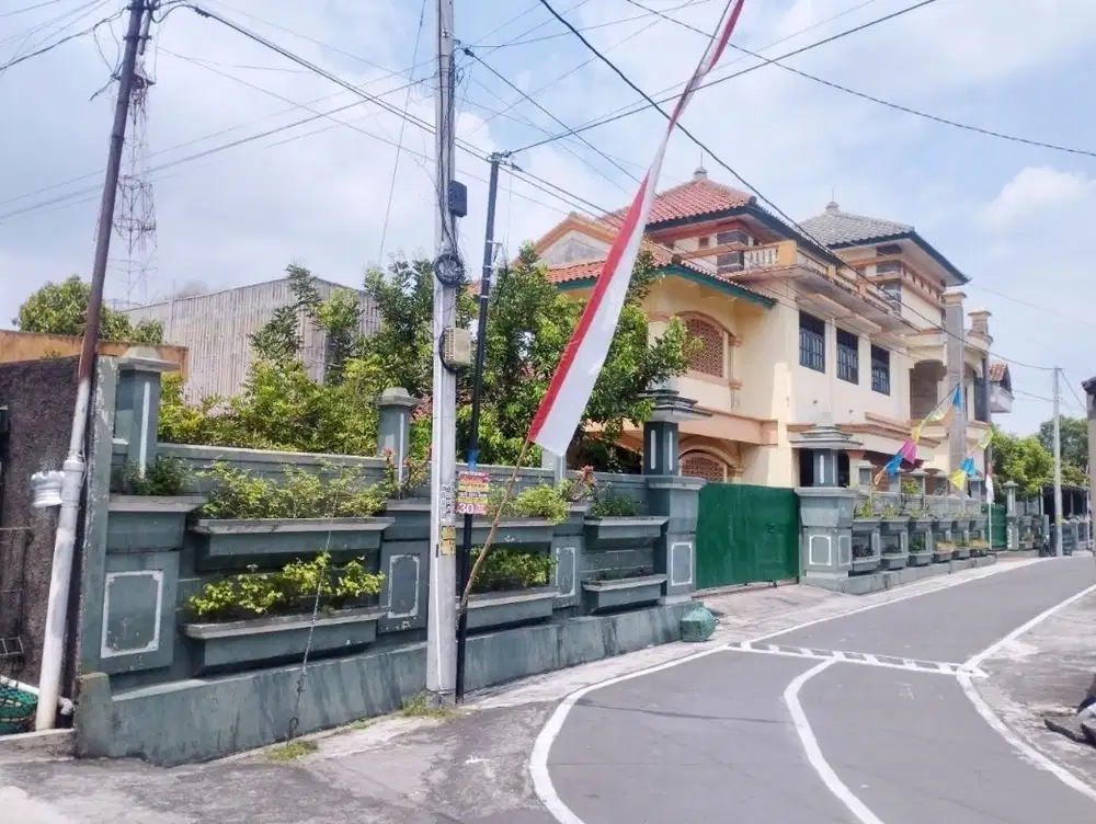 Rumah mewah 1145 m2 di jaten palur karanganyar