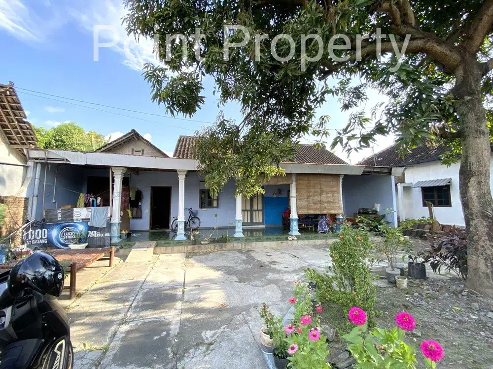 Rumah kampung di barat the heritage singopuran Kartasura