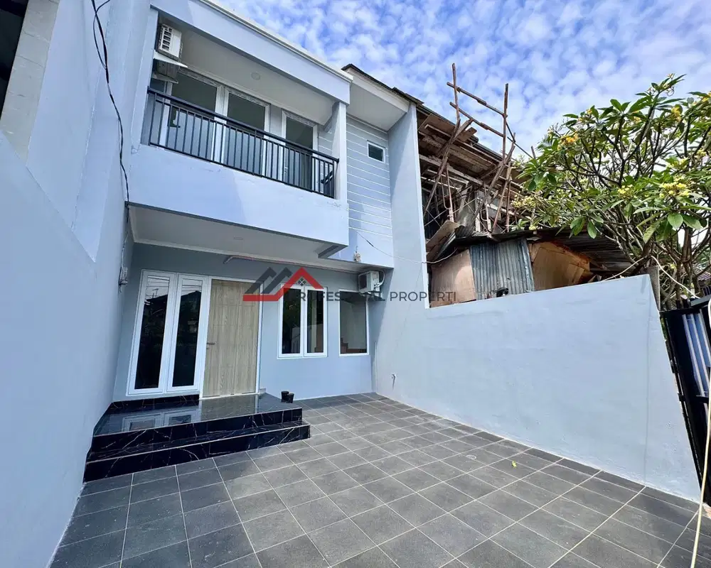 Rumah Baru Dalam Komplek Di Cirendeu