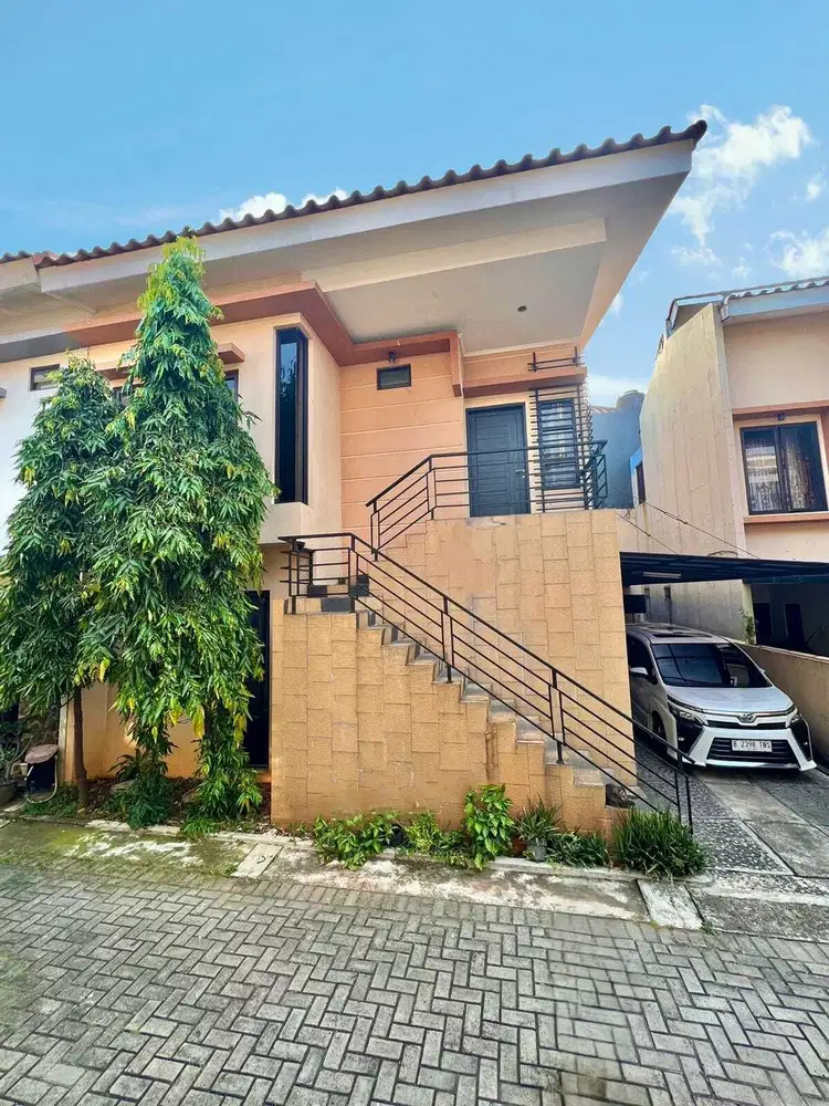 S619 Rumah Bagus 128 m2 di Cluster Pisangan Rawamangun Jakarta Timur