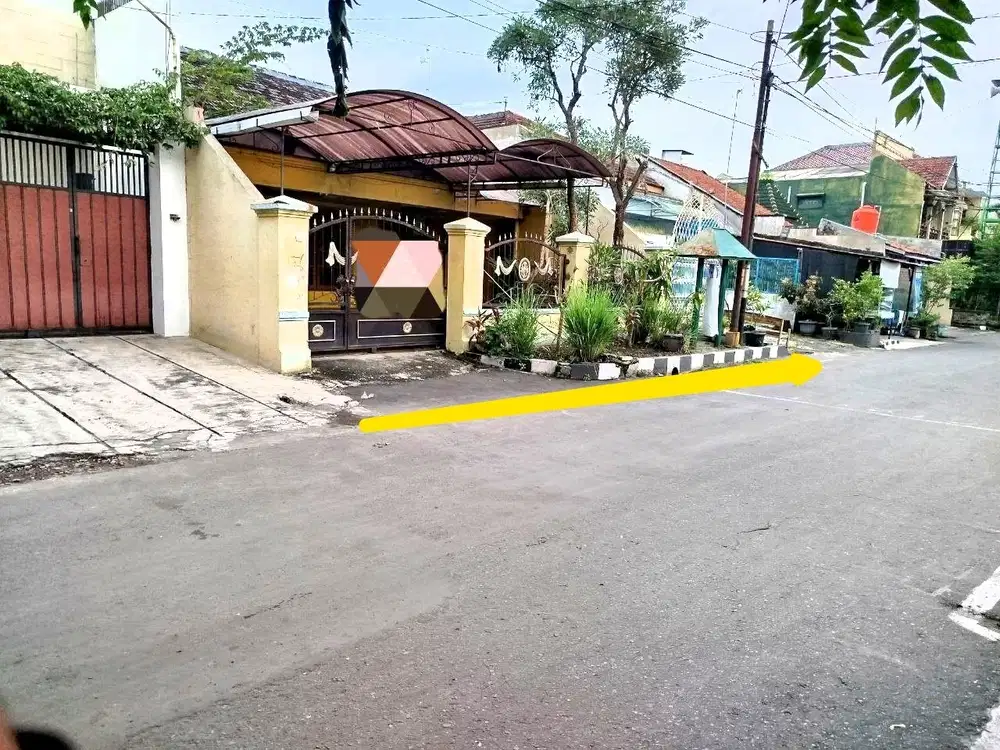 Rumah Sangat Strategis dekat Grand mall Sriwedari Laweyan Solo