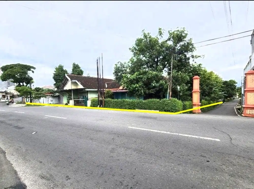Tanah Komersil Sangat Strategis hadap Jl Raya  Jebres Solo