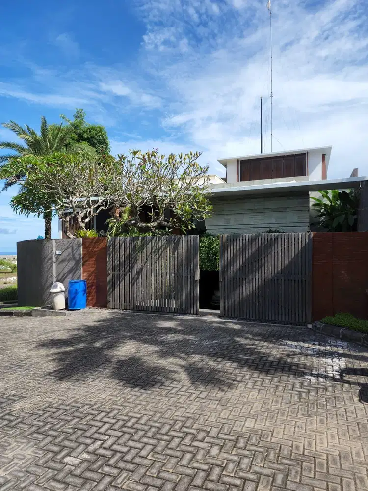 For Sale : Unblocked Ocean View Villa  Pandawa