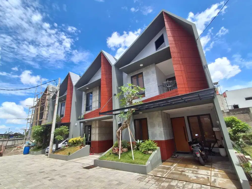 Perumahan Asri dan Sejuk di Cibining, Rumah Bata Merah yang Kokoh