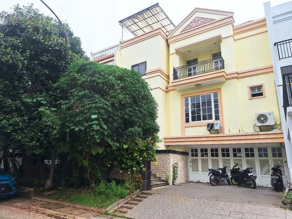 Rumah di Pantai Indah Kapuk Cluster Johar Dekat Mall Pik Avenue