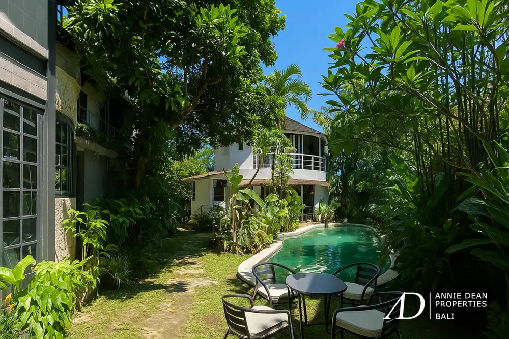 FREEHOLD | 6-BEDROOM FAMILY VILLA IN KEROBOKAN