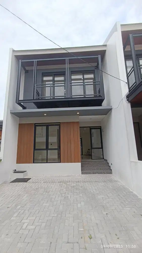 Rumah di arcamanik sukamiskin masih baru siap huni