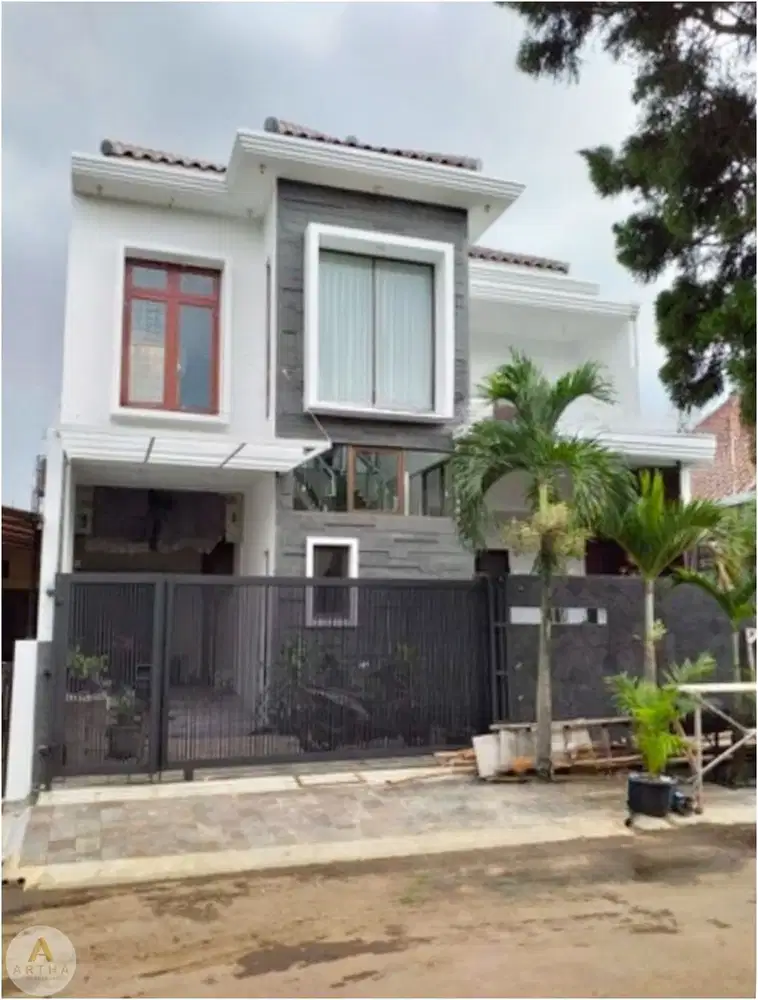 Rumah di Antapani Siap Huni semi furnish