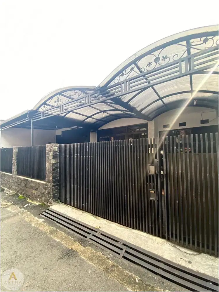 Rumah di antapani siap huni bebas banjir