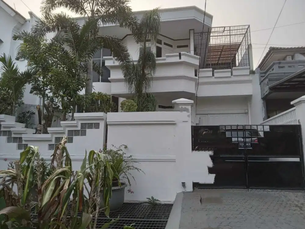Dijual rumah Pondok Indah Jakarta Selatan Siap huni harga nego