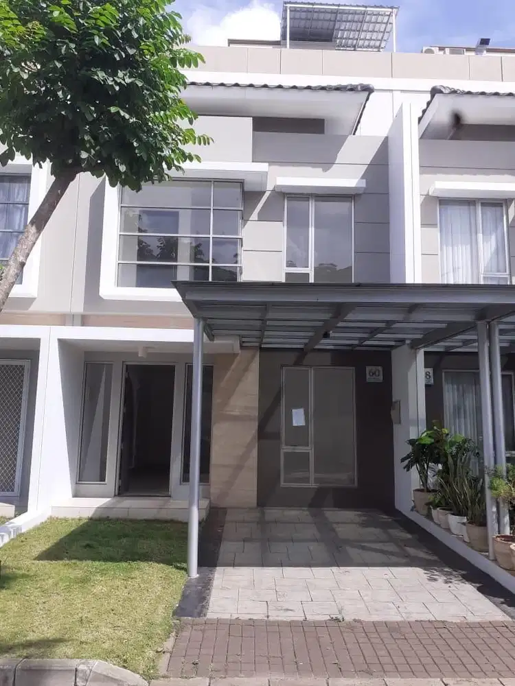 Dijual cepat cluster Piano golf island 3 BR unfurnish Bisa KPR