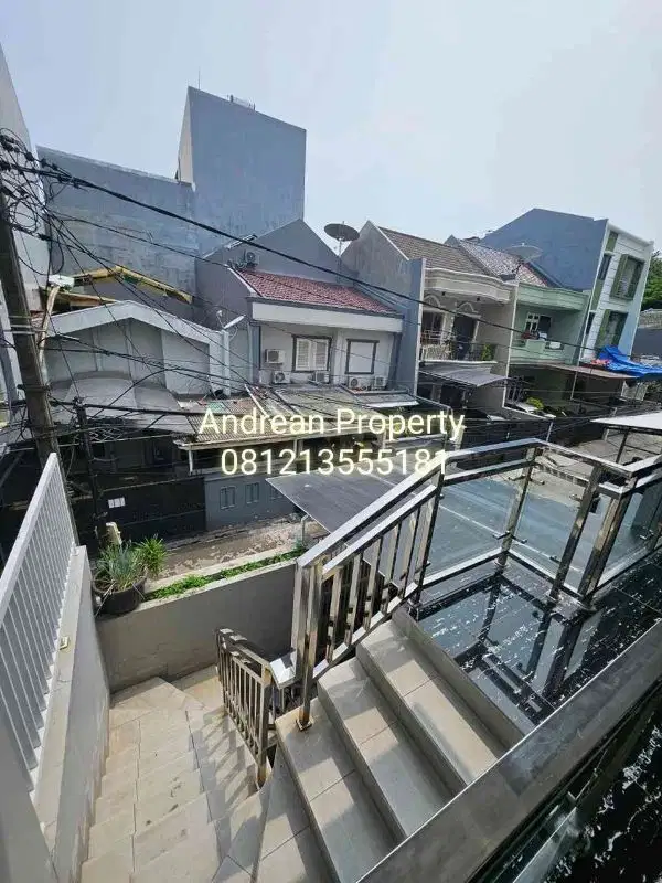 RUMAH SUNTER PARADISE