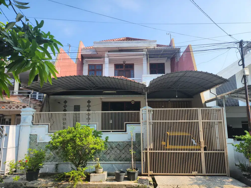 DIJUAL Rumah 2lantai  Wisma Permai Barat