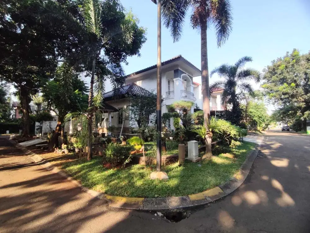 Rumah dijual bintaro jakarta selatan hoek Siap huni harga nego