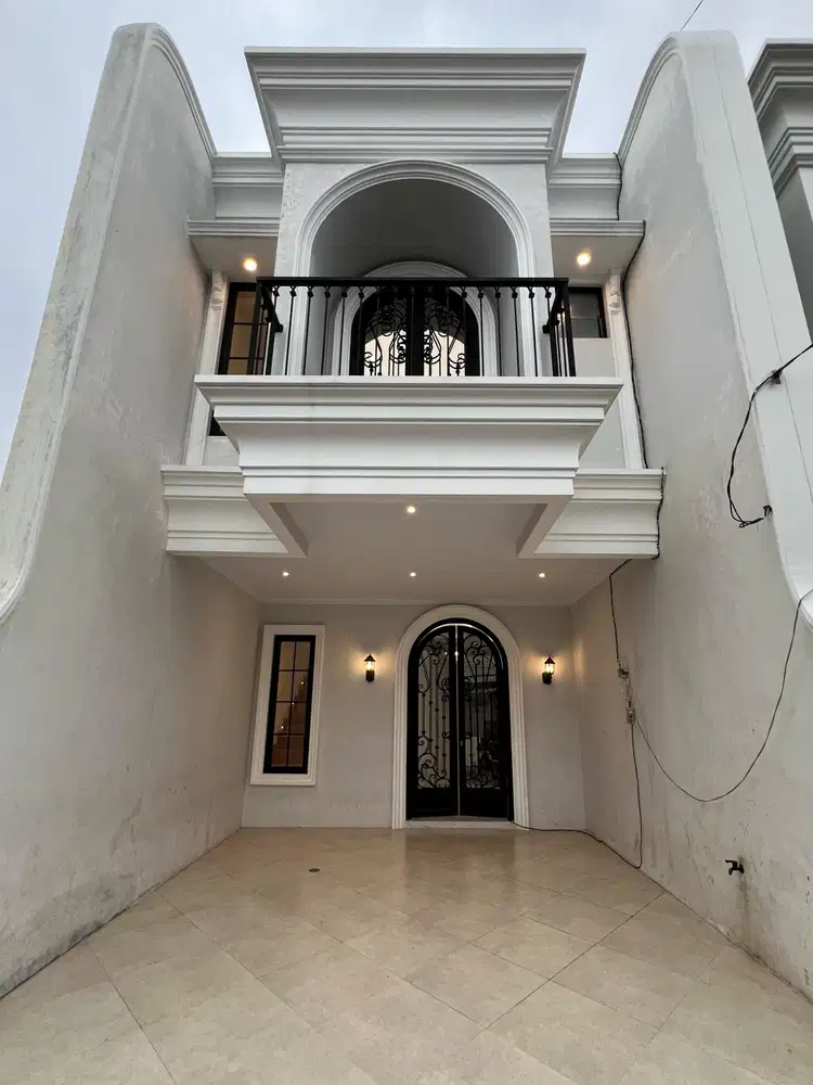 Di Jual Rumah American Style 2 Lantai Jagakarsa Jakarta Selatan