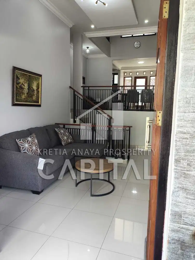 RUMAH FULLY FURNISHED DENGAN NUANSA MEWAH DI SETIABUDI REGENCY