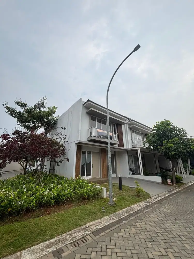 Jual Rumah Hoek Siap Huni, Cluster Nara Village Gading Serpong
