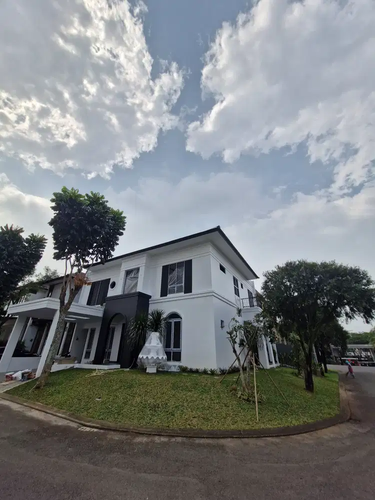 Rumah Classic Modern Bangunan Mandiri & Private Pool The Avani BSD