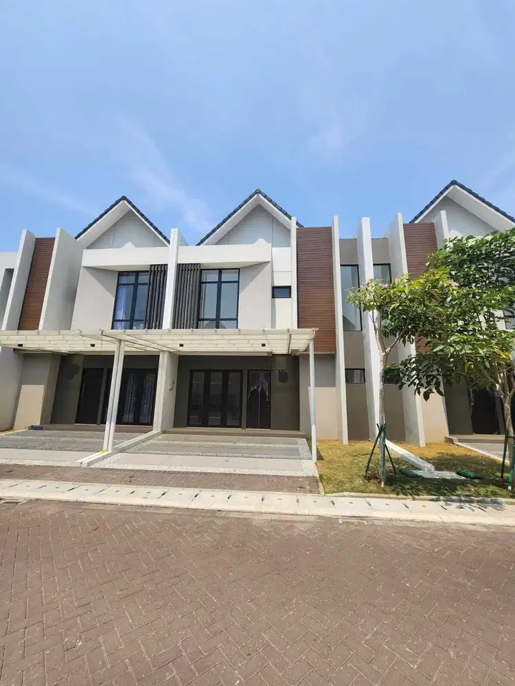 Termurah dijual rumah pik2 4 kamar 8x12.5 cluster danau brand new