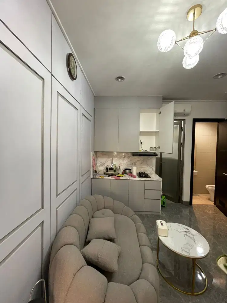 Disewakan rumah pik2 full furnish cakep 4.5x10 min 2 tahun