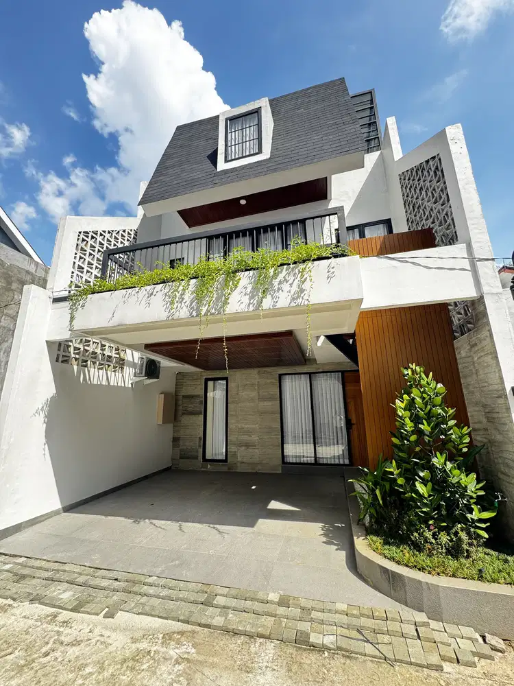 Rumah Dijual Di Jagakarsa Cluster Pinggir Jalan Utama Strategis