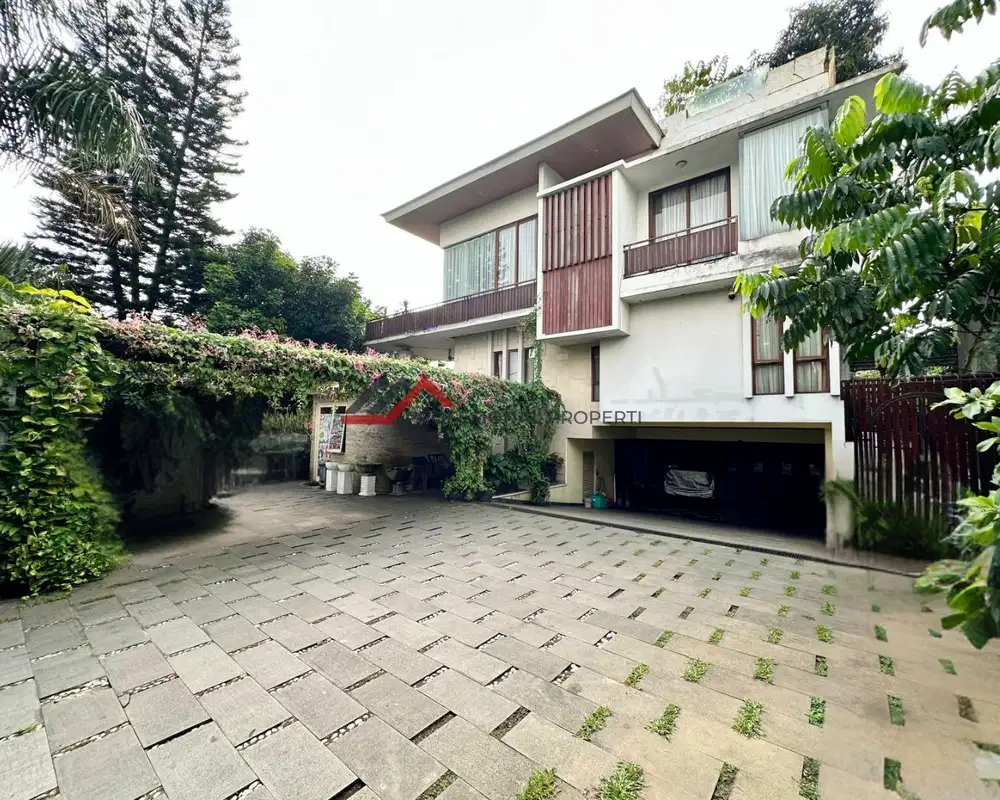 Rumah Tropical Minimalis Siap Huni Dekat MRT Fatmawati