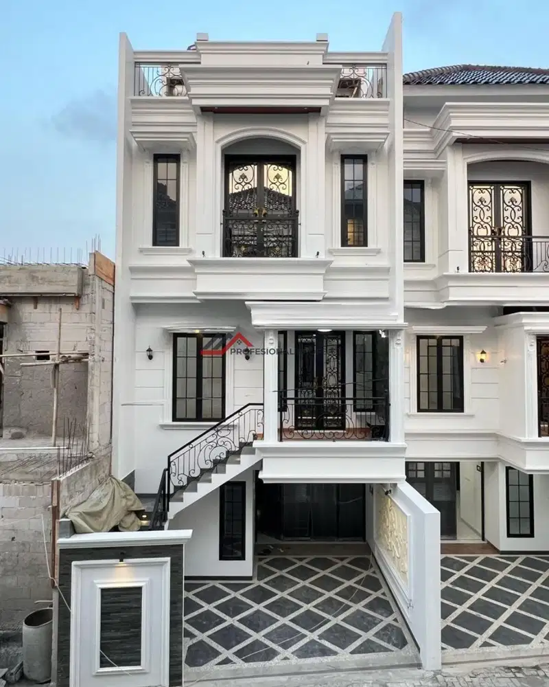 Rumah Brand New American Classic Dalam Town House Di Cilandak