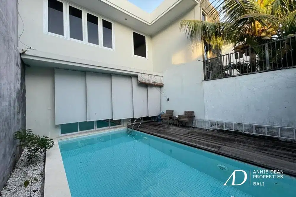 FREEHOLD | CHARMING SMALL FAMILY VILLA WITH POOL IN JIMBARAN