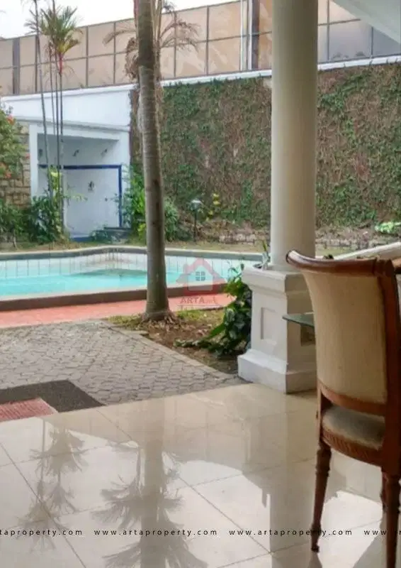 Rumah Lama Semi Furnished Ada S Pool Di Pondok Indah