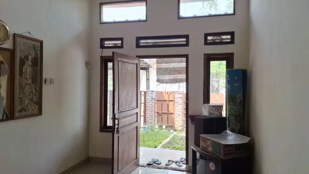 Dijual rumah pinggir jln bisa dagang di Citra Indah City