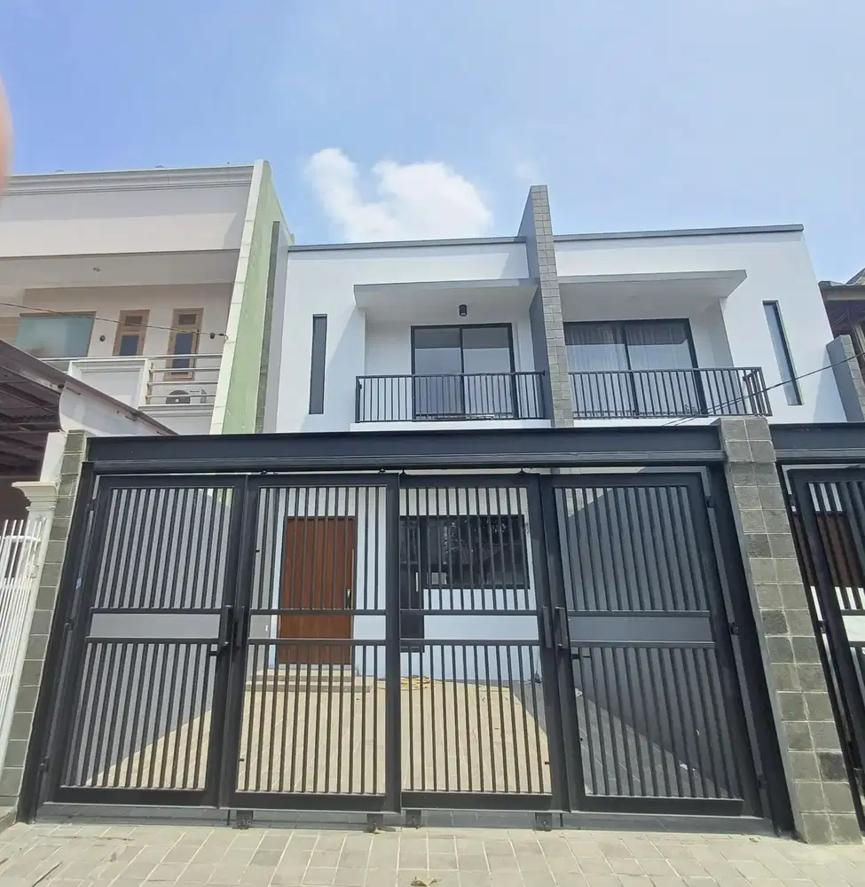 Rumah Baru 2 Lantai di Kavling DKI Jalan Depan Lebar