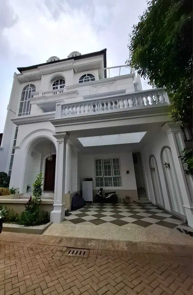 Rumah Baru 4 Lantai Di Discovery Bintaro Jaya Sektor 9