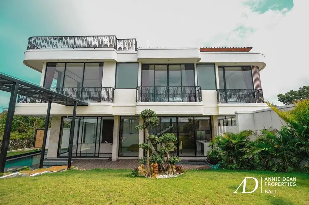 FREEHOLD VILLA IN UNGASAN WITH PANORAMIC OCEAN VIEWS