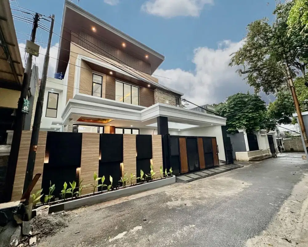 Rumah Baru Dalam Komplek Dekat Pondok Indah