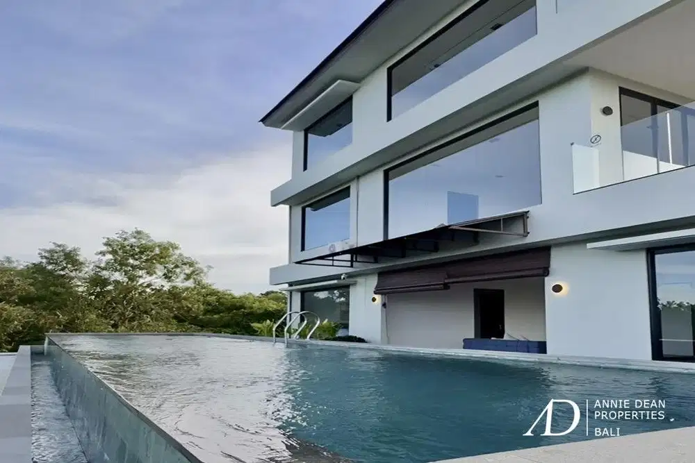 FREEHOLD | 6-BEDROOM VILLA WITH PANORAMIC OCEAN VIEWS IN JIMBARAN