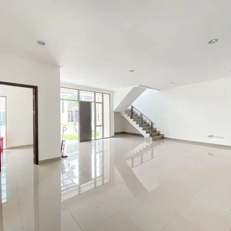 Dijual Cepat Rumah Di PIK 2 uk 10x15 Kondisi Bagus