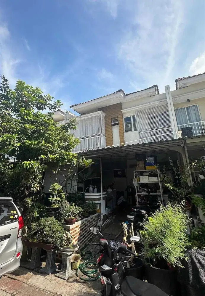 Dijual Cepat Rumah 2 Lantai di Puri Mansion Termurah